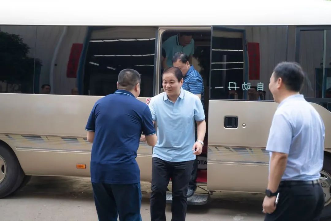 衡陽市委副書記、市長朱健一行赴朝陽集團(tuán)進(jìn)行考察